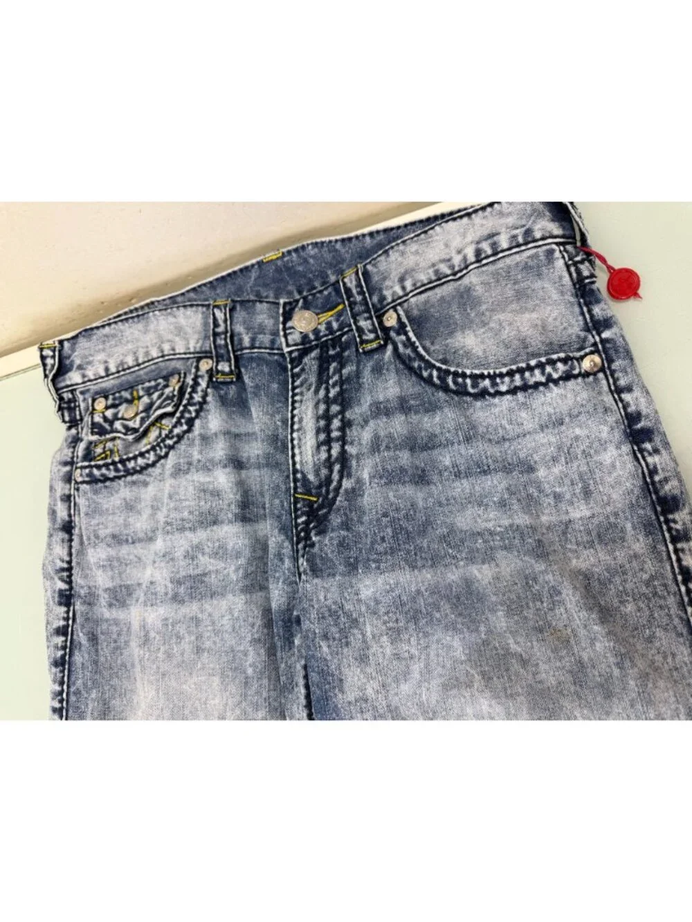 True Religion Acid Wash jeans Mens 34X33 Straight 100% Cotton Flap Pockets Y2K
